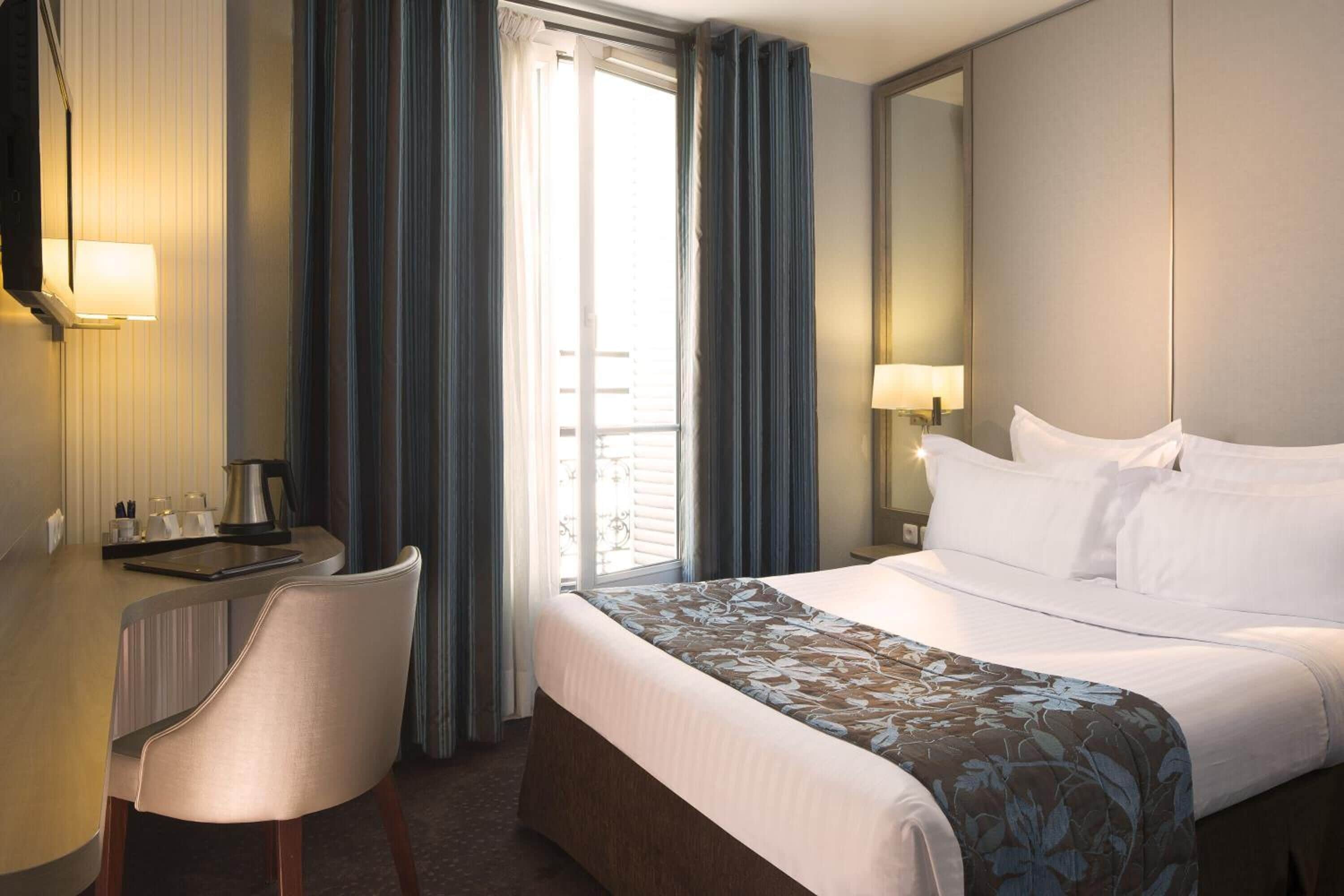 minibar, in-room safe, desk, blackout curtains