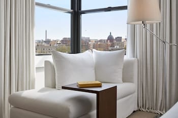 Premier Corner King | Frette Italian sheets, premium bedding, down comforters, minibar at Lyle Washington D.C.