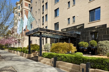 Hotel exterior and entrance at Lyle Washington D.C.