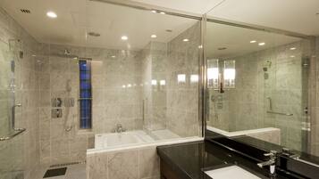 Suite, non-fumeur | Salle de bain