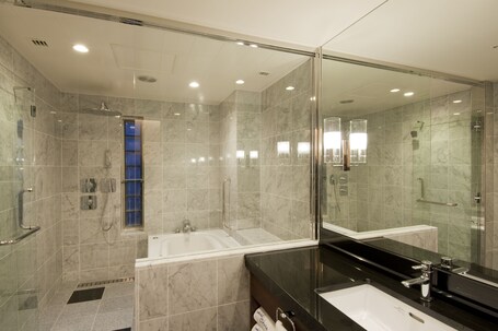 Hotel Okura Kyoto - Image 17