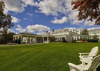 Hotel Exterior at Seaview Hotel