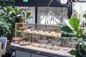 Desayuno buffet diario (DKK 235 por persona)