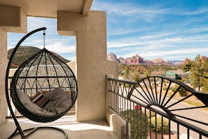 Deluxe Room, 2 Queen Beds, Hill View (Trailhead) | Balcony view