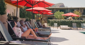 2 outdoor pools, a heated pool, open 7:00 AM to 10:00 PM, pool umbrellas at Arabella Hotel Sedona