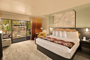 Premium Room, 1 King Bed, Mountain View (Courtyard) | 1 bedroom, premium bedding, in-room safe, blackout drapes
