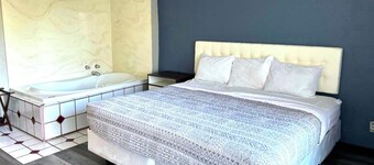 Twin City Inn & Suites Benton Harbor - St. Joseph