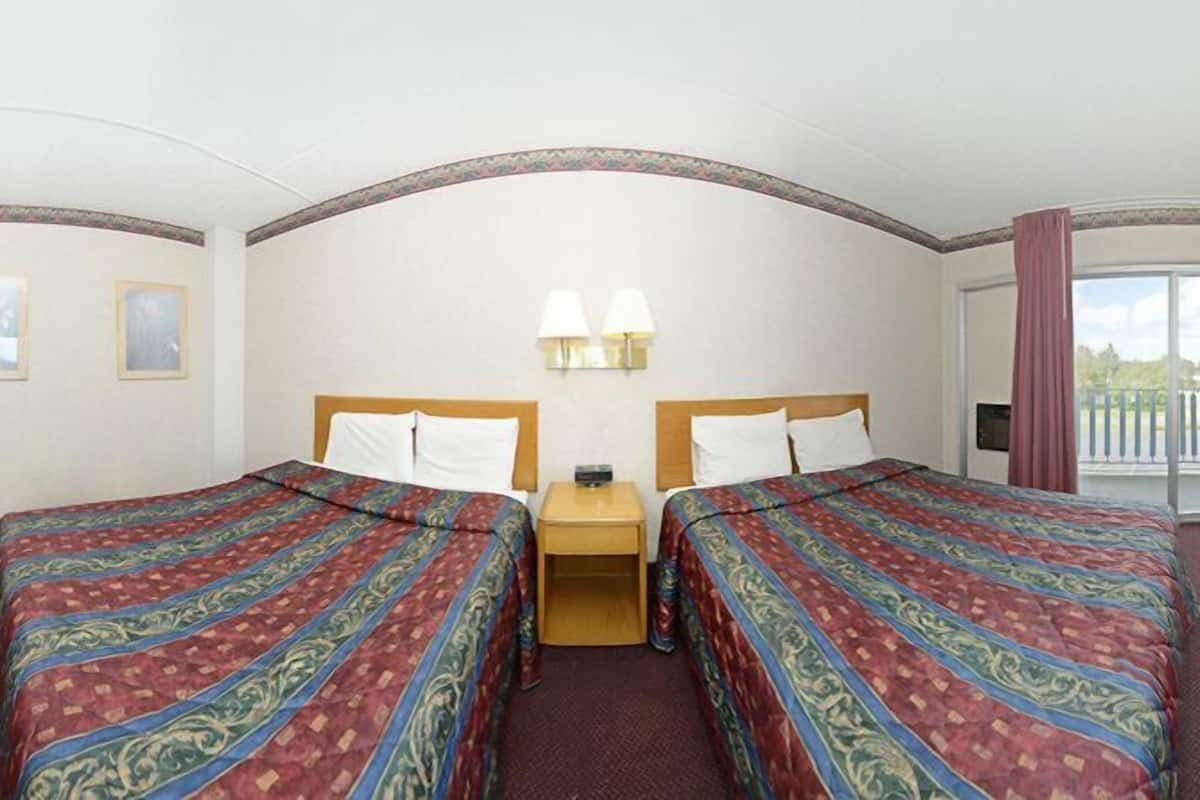 In-room safe, iron/ironing board, free cots/infant beds, rollaway beds