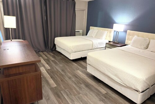 Twin City Inn & Suites Benton Harbor - St. Joseph