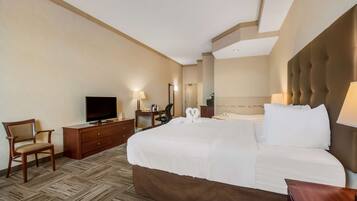1 bedroom, premium bedding, pillowtop beds, individually decorated