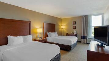 Premium bedding, in-room safe, iron/ironing board