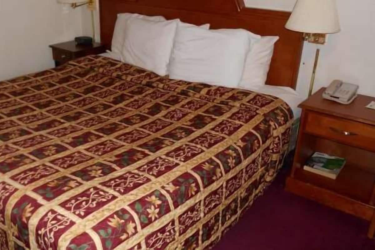 Blackout drapes, iron/ironing board, cribs/infant beds, rollaway beds