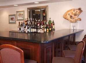 Bar (on property) - Wedgewood Resort (Fairbanks)