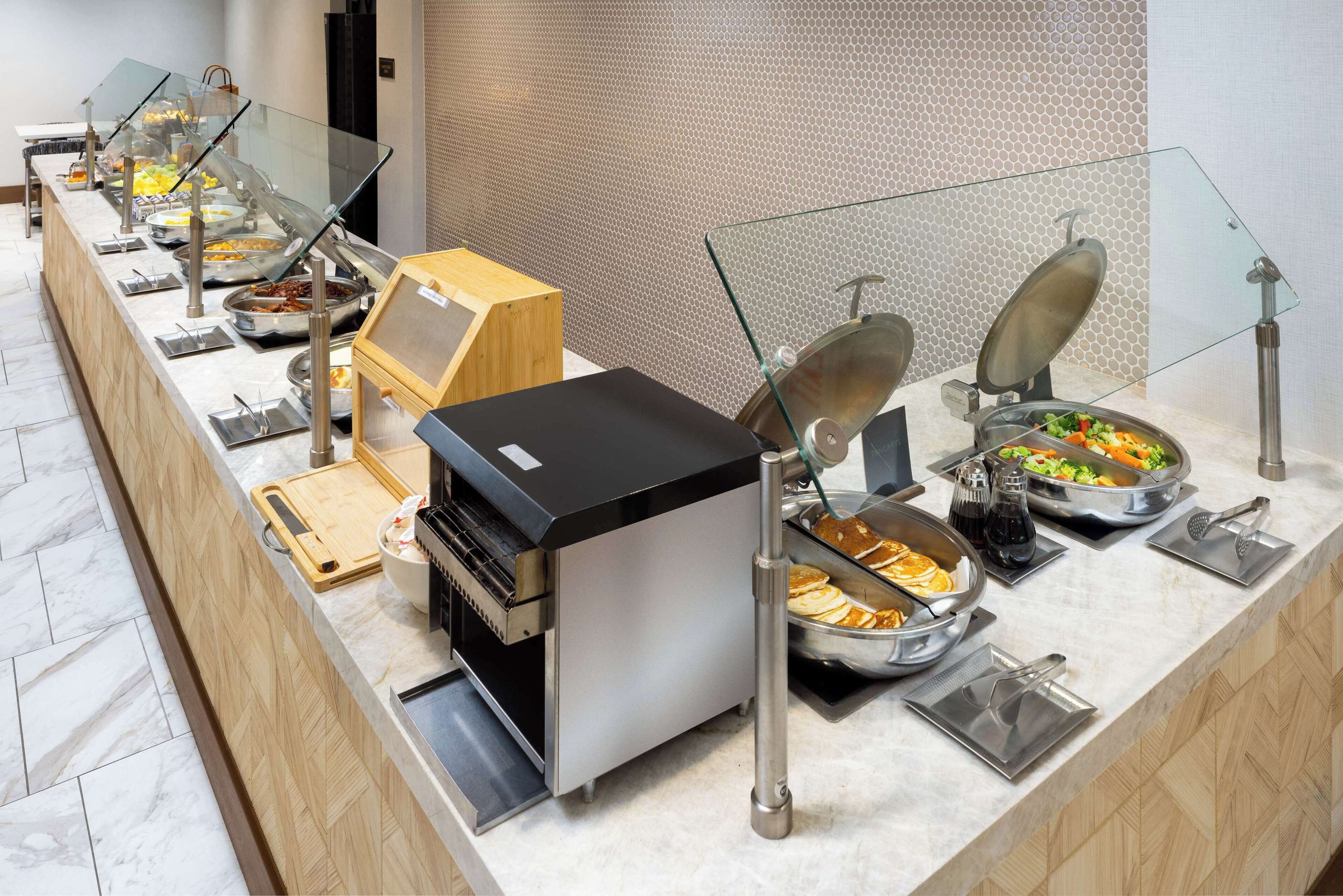 Daily buffet breakfast for a fee