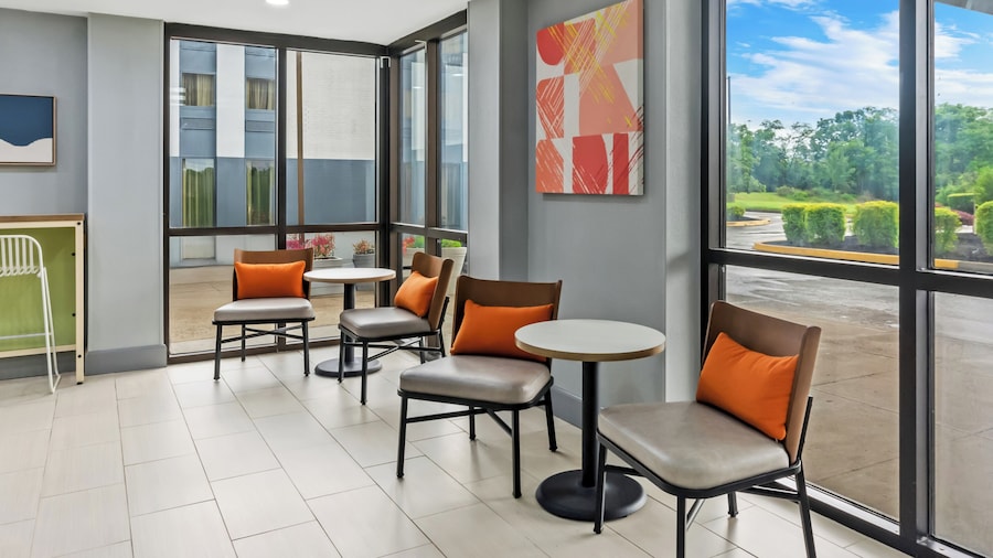 Spark by Hilton Lexington Hamburg