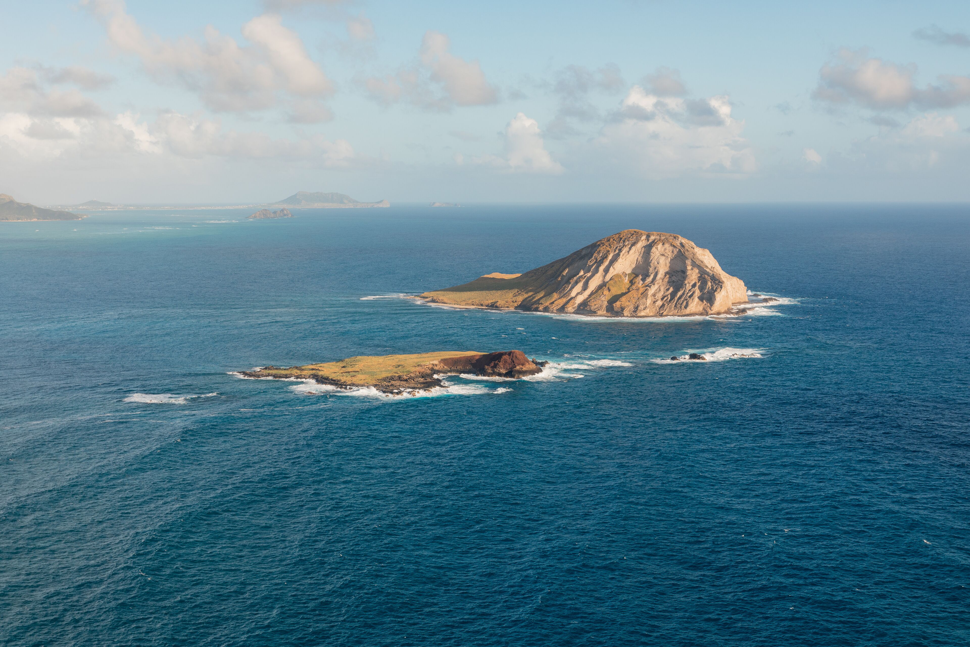 Photo - Wayfinder Waikiki - Voted Top 10 Best Hotels in Hawaii!
