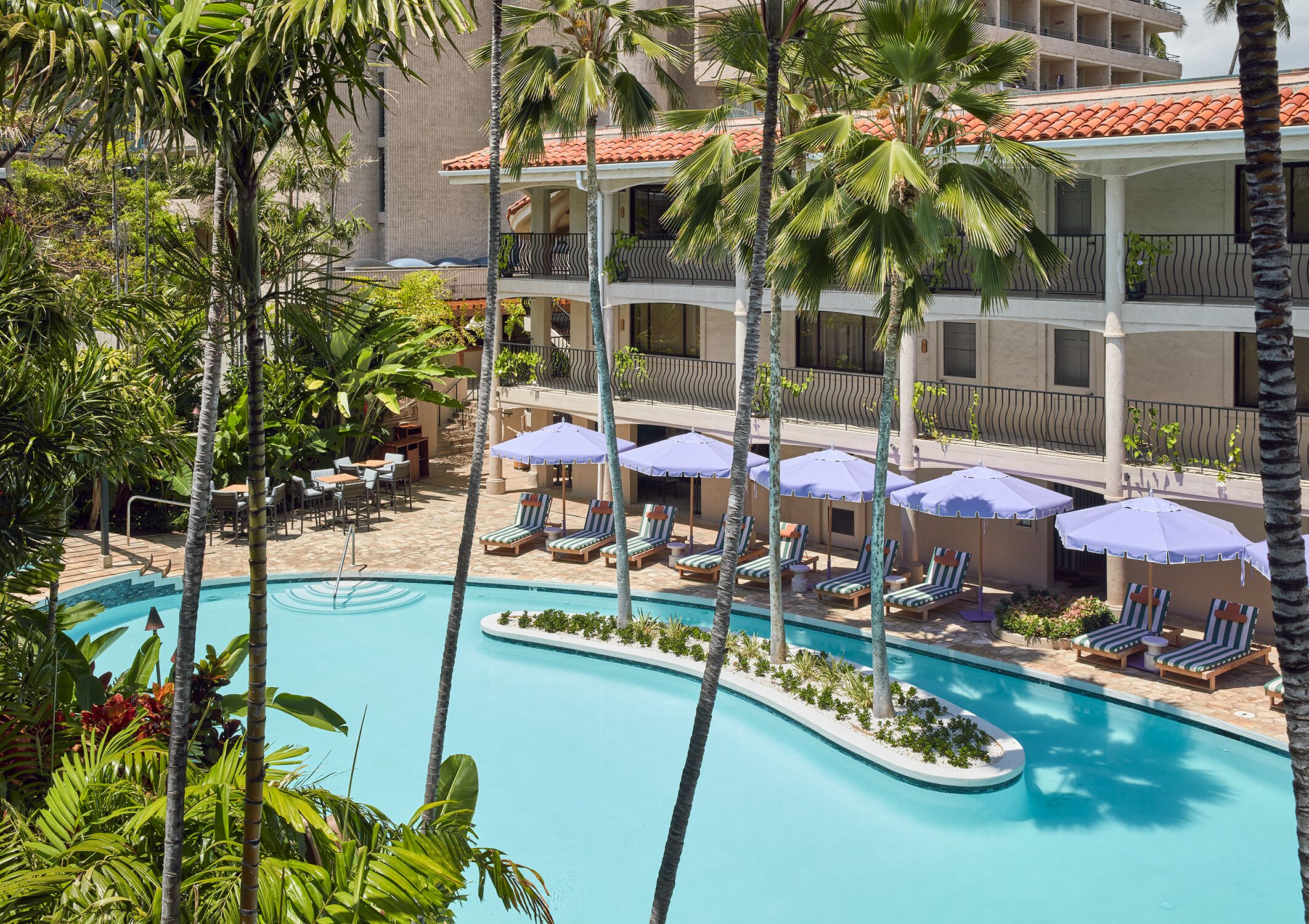 Photo - Wayfinder Waikiki - Voted Top 10 Best Hotels in Hawaii!