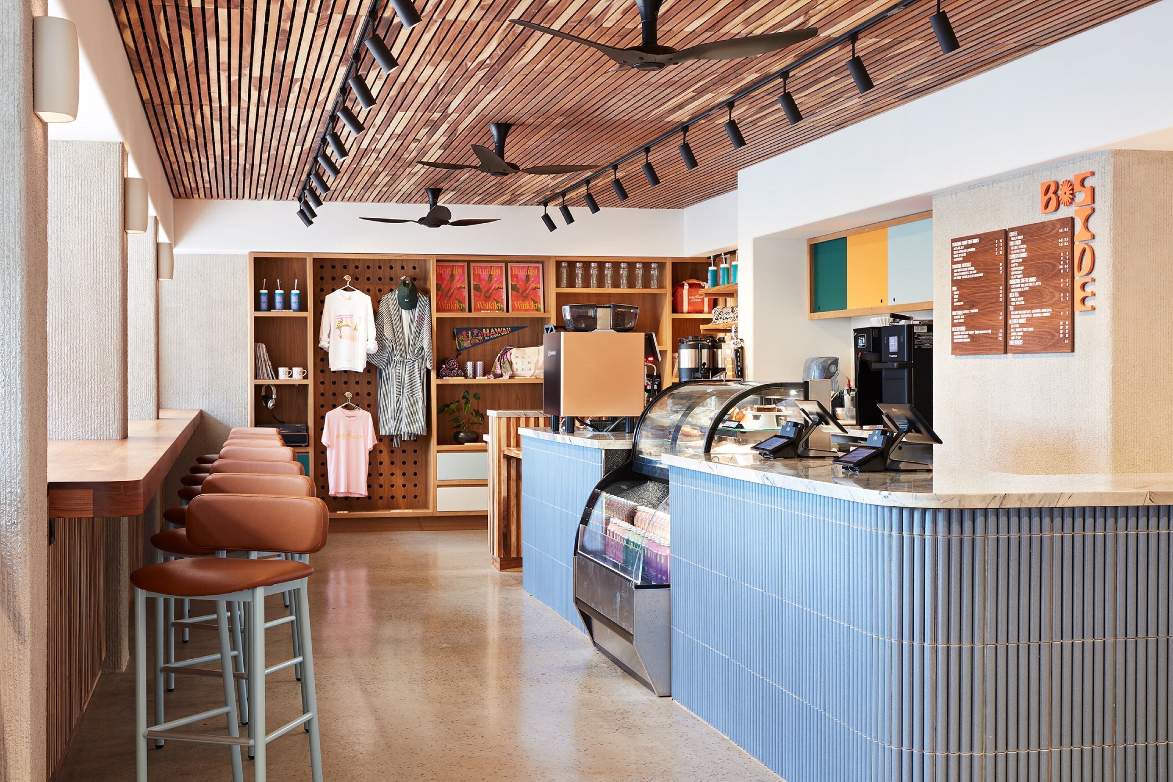 Photo - Wayfinder Waikiki - Voted Top 10 Best Hotels in Hawaii!