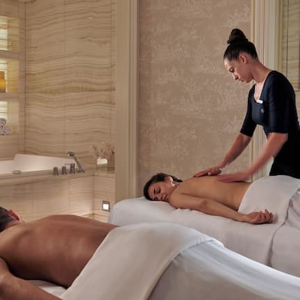 Couples treatment rooms, hot tub, body treatments, body scrubs, facials