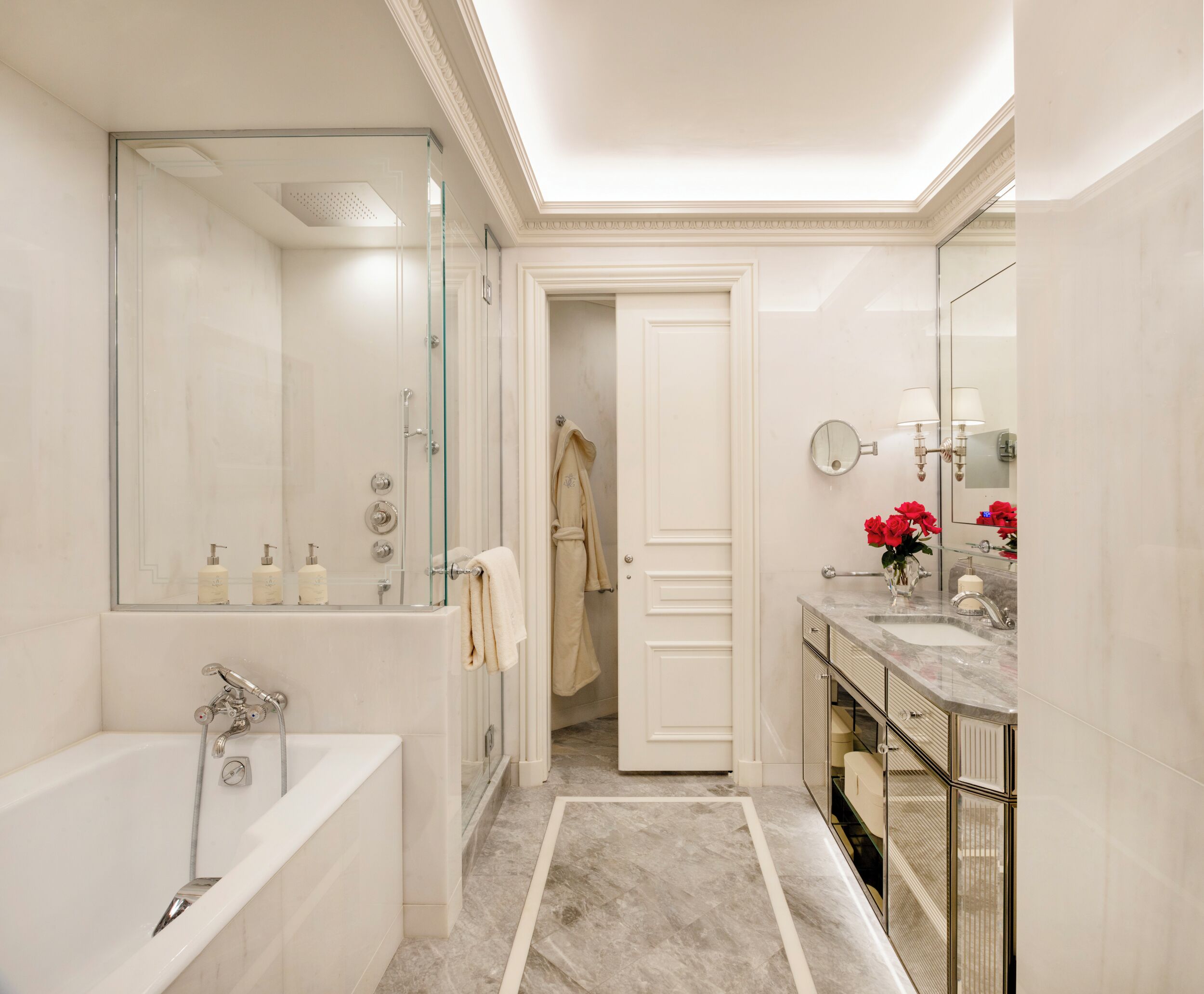Photo - Four Seasons George V Hotel