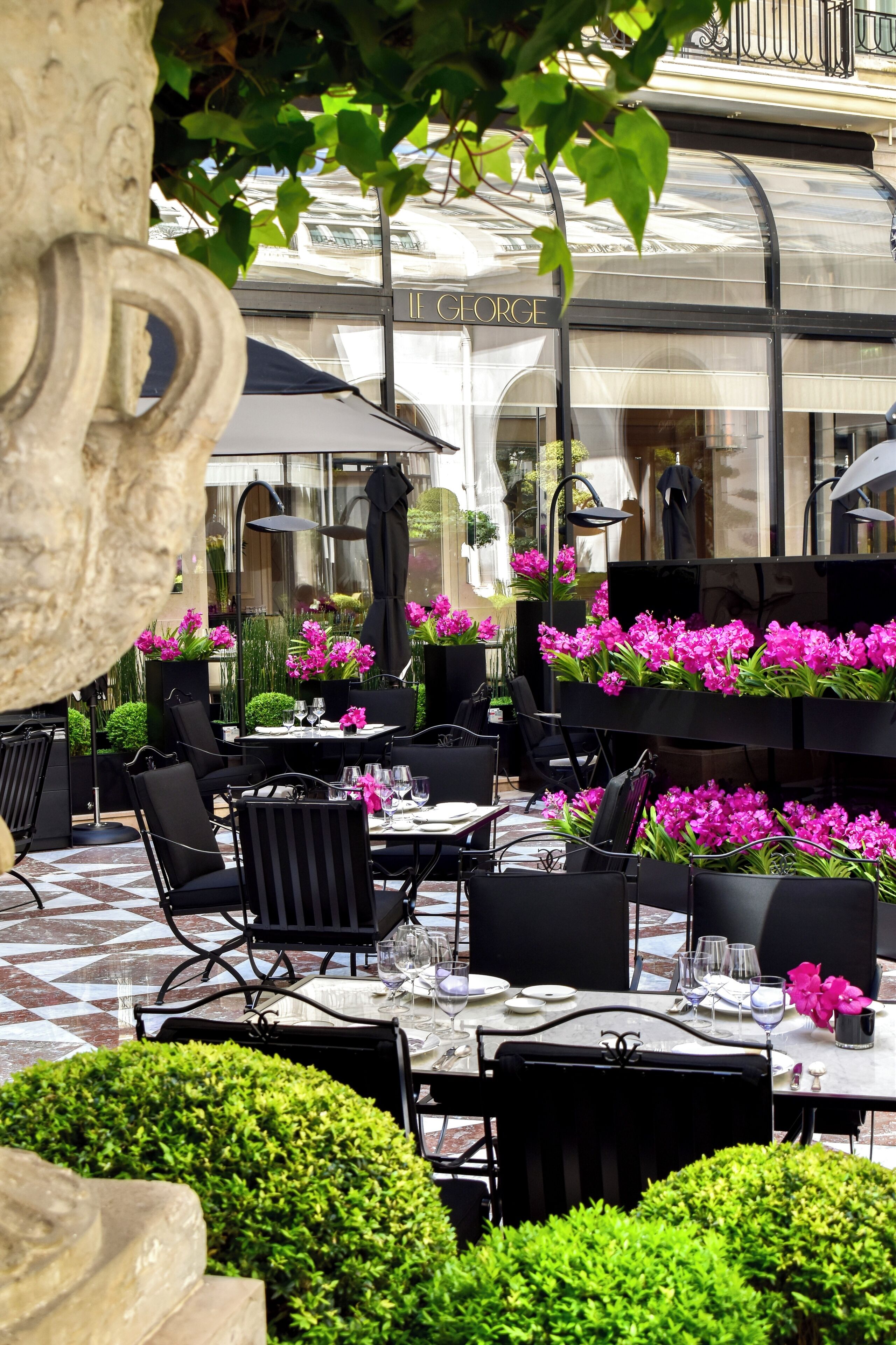 Foto - Four Seasons Hotel George V Paris