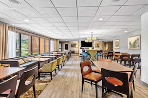 Free on-the-go breakfast