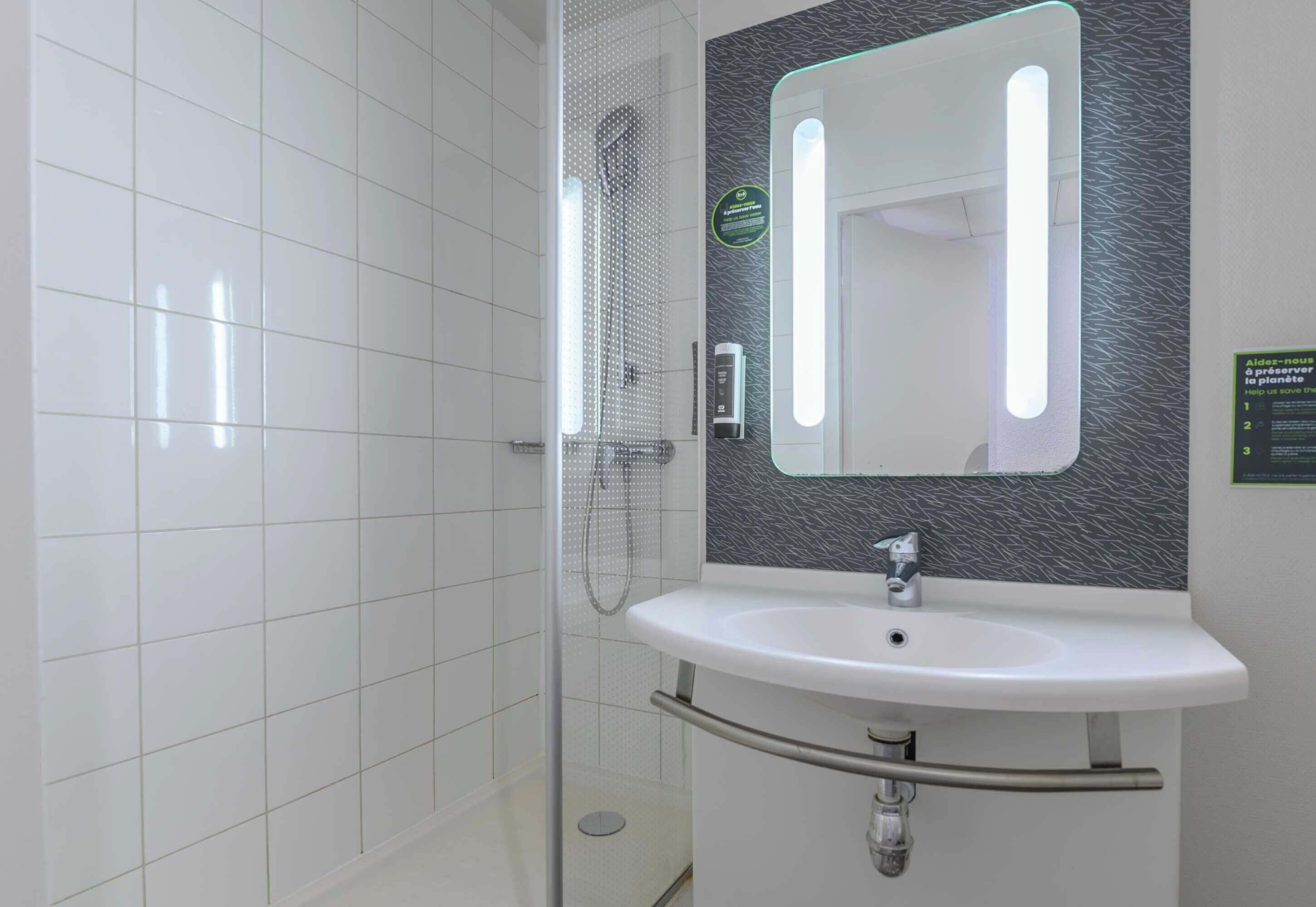 Foto - B&B HOTEL Versailles Le Chesnay