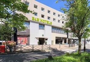 Front of property - B&B HOTEL Versailles Le Chesnay (Le Chesnay-Rocquencourt)