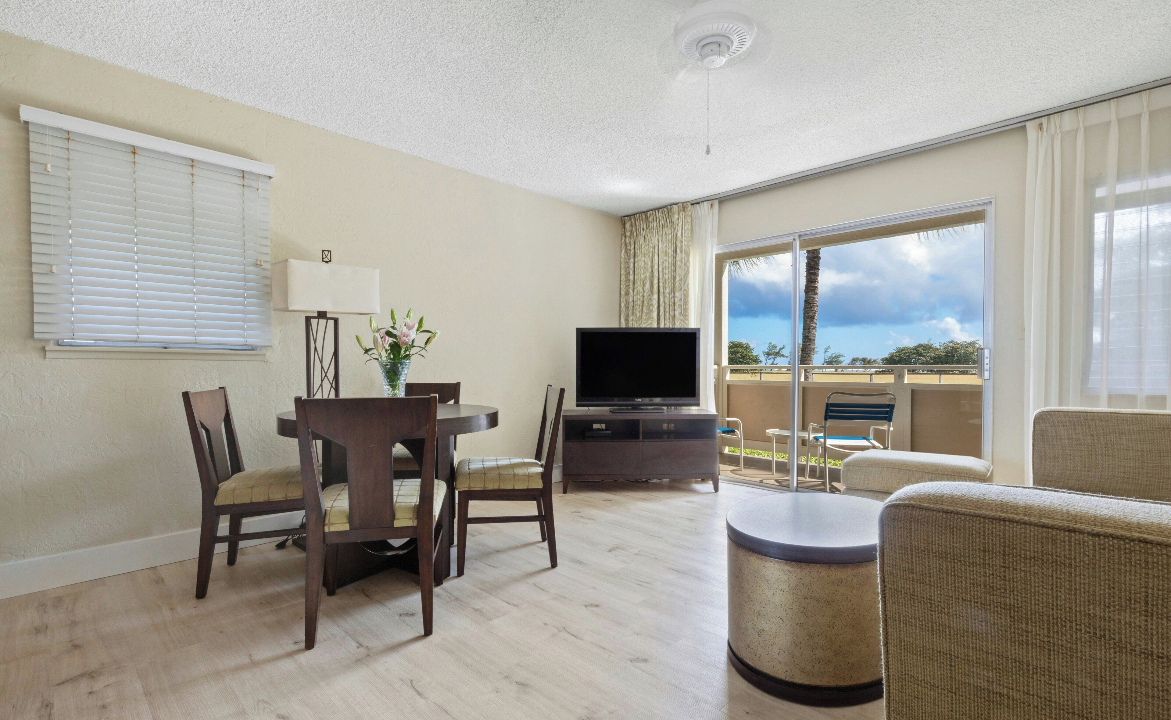 Suite, 1 Bedroom, Kitchen, Ocean View (1 King bed and sofa sleeper) | Private kitchen | Fridge, microwave, oven, stovetop