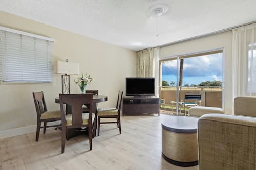Suite, 1 chambre, cuisine, vue sur l’océan (1 King bed and sofa sleeper) | Cuisine privée | Réfrigérateur, four à micro-ondes, un four, surface de cuisson