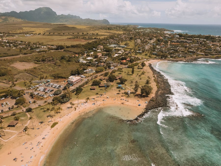 Una playa cerca