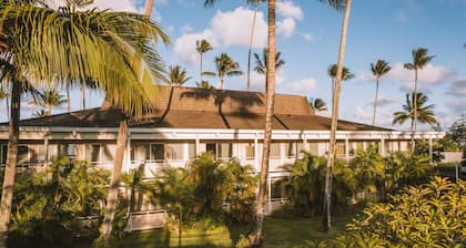Plantation Hale Suites