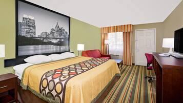 Coffres-forts dans les chambres, bureau, fer et planche à repasser