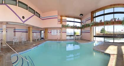 Super 8 by Wyndham Hermitage Nashville