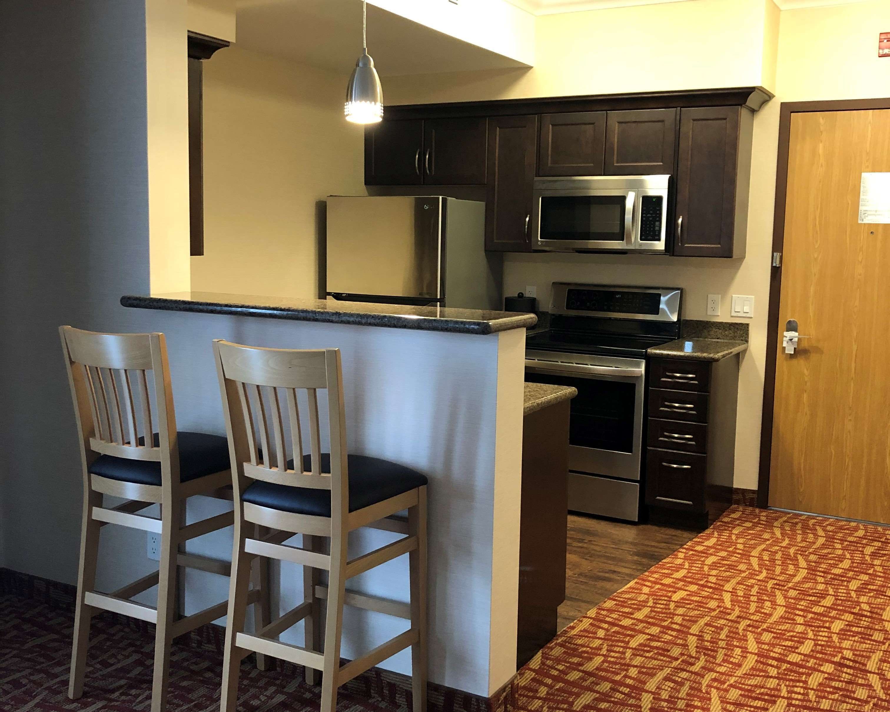 suite, multiple beds, non smoking, kitchenette (with sofabed) | room amenity