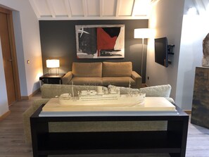 Suite, Terrace | Down comforters, minibar, in-room safe, desk