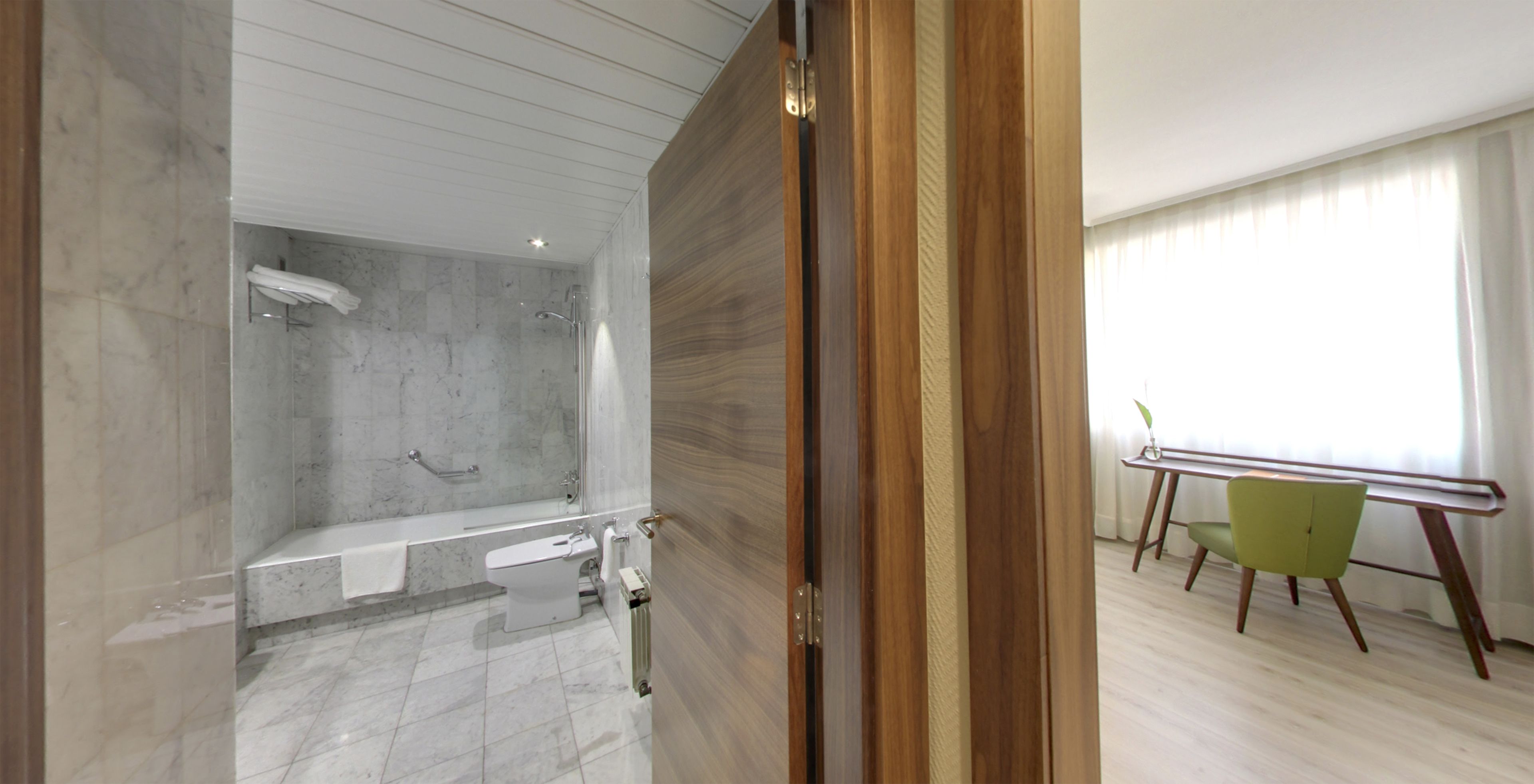 club double or twin room | bathroom | designer toiletries, hair dryer, bidet, towels