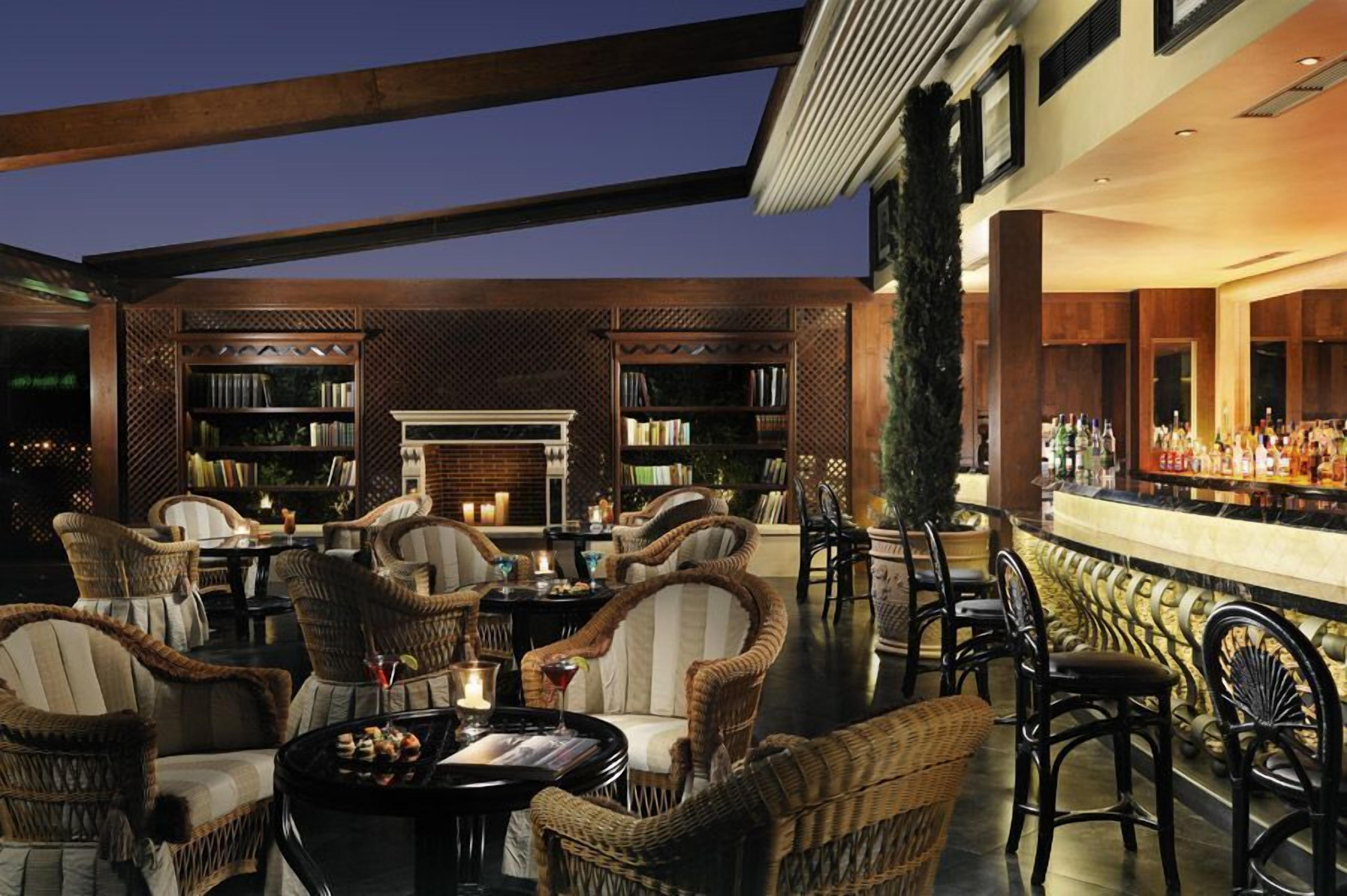 Photo - Royal Olympic Hotel