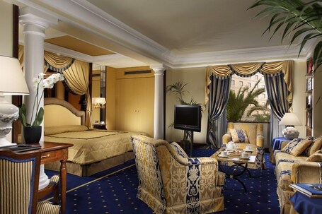 Royal Olympic Hotel - Image 19
