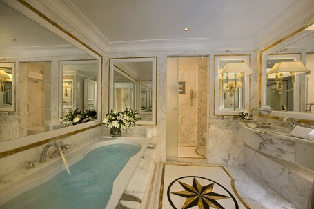 Royal Olympic Hotel - Image 13
