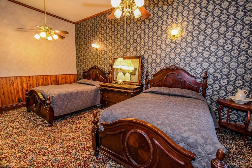 Buffalo Bill's Irma Hotel & Restaurant by null