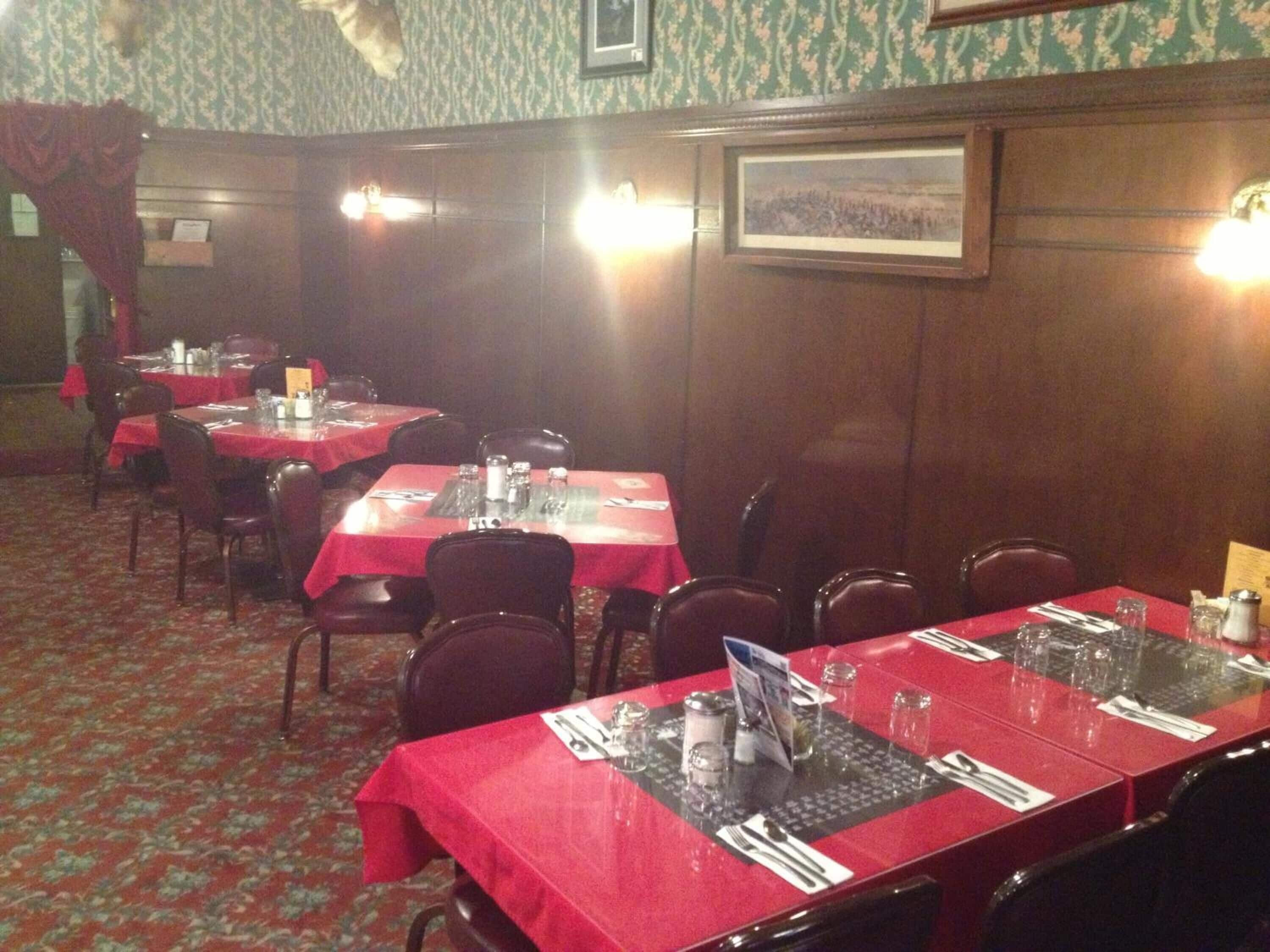 breakfast, lunch and dinner served