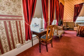 Interior - Irma Hotel (Cody)