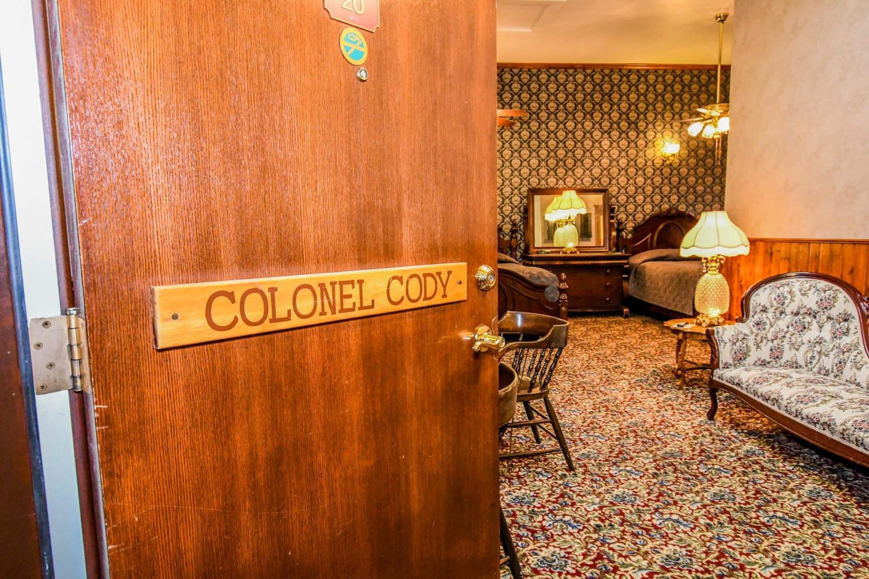 1 bedroom, desk, free wifi, bed sheets