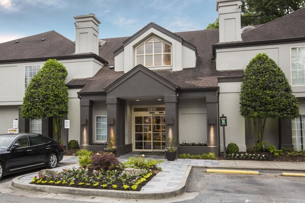 Front of property - The 505 Collection (Atlanta)