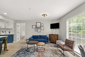 Modern Double Room, 2 Queen Beds | 1 bedroom, desk, laptop workspace, iron/ironing board