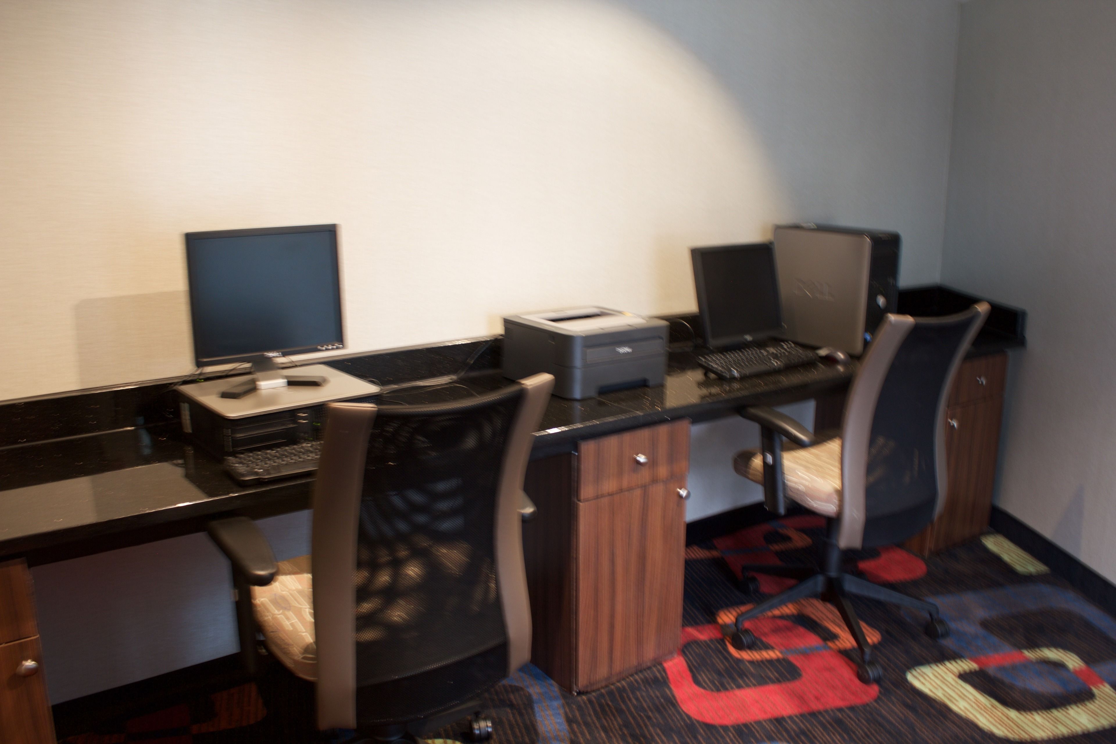 Photo - Days Inn by Wyndham Woodbury Long Island