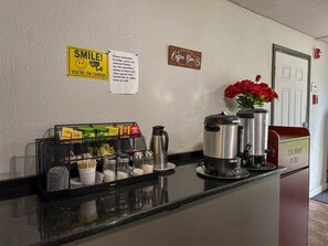 Restaurant - Motel 6 Rochester, NY - Airport (Rochester)