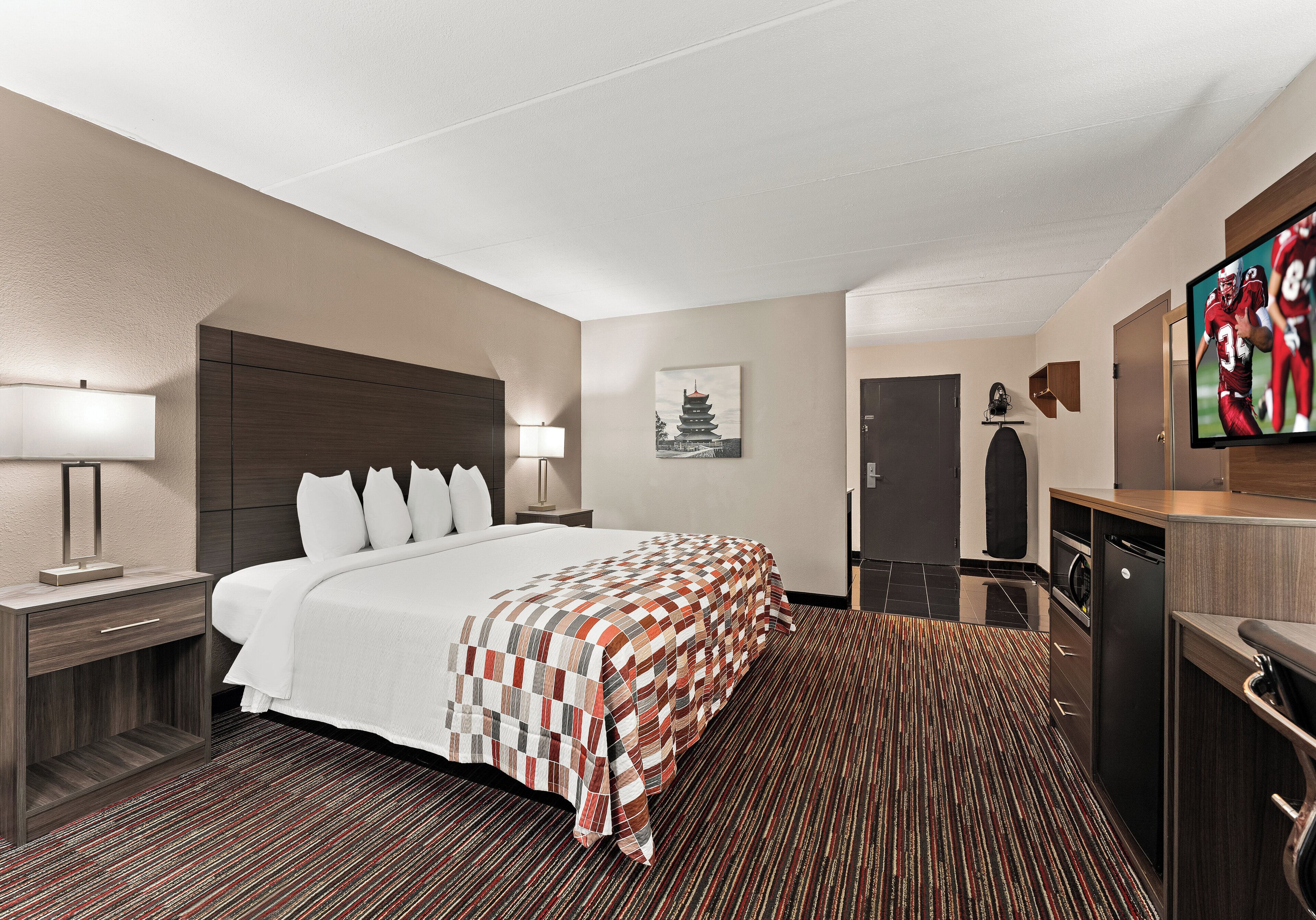 Habitación superior, 1 cama de matrimonio grande, no fumadores | Escritorio, cunas gratuitas, camas supletorias y wifi gratis