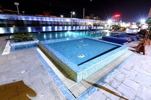 Outdoor pool - The Everest Hotel Kathmandu (Kathmandu)